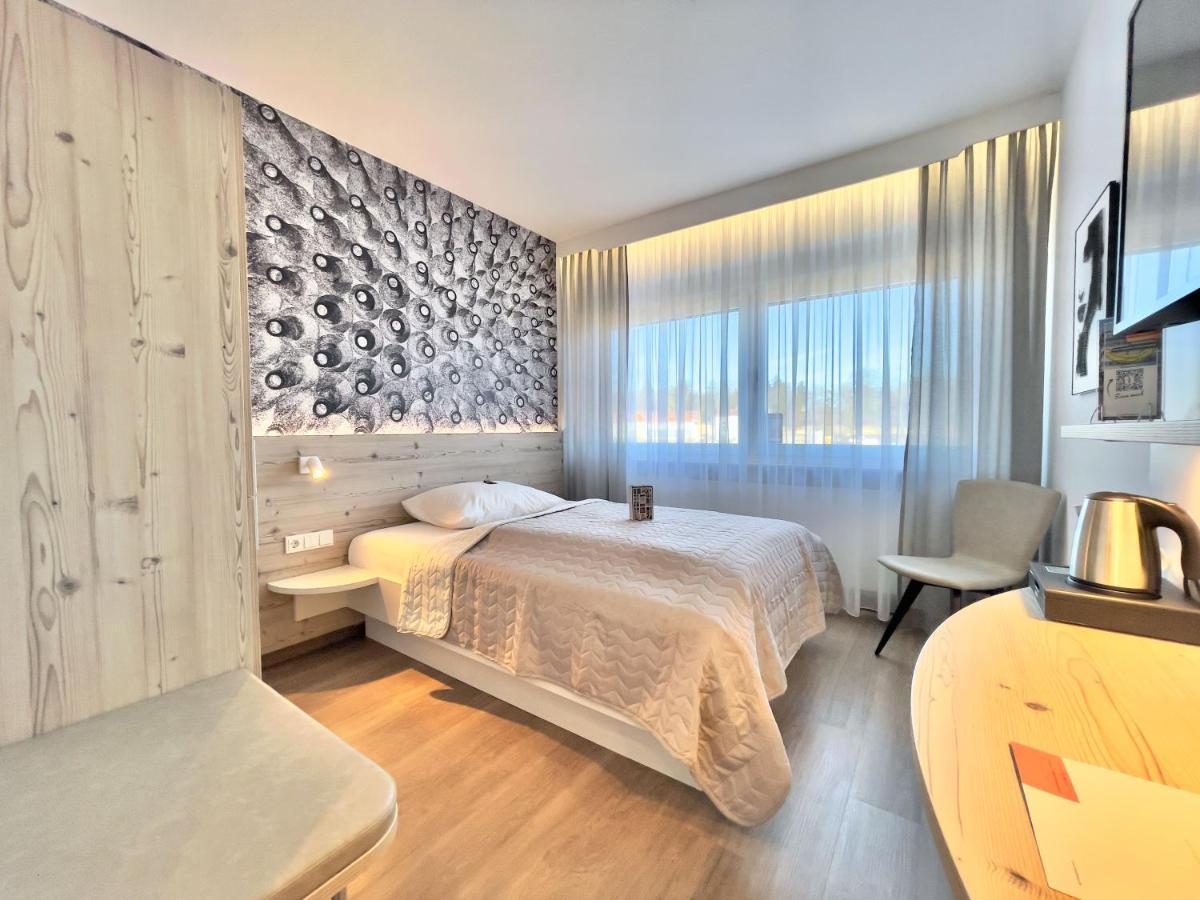 Art-Hotel Braun Кирххаймболанден Екстериор снимка